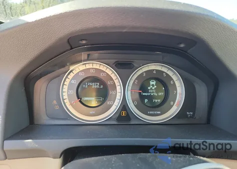 2013 Volvo S60 T5 z USA, uszkodzony, nr VIN YV1612FS1D2210770